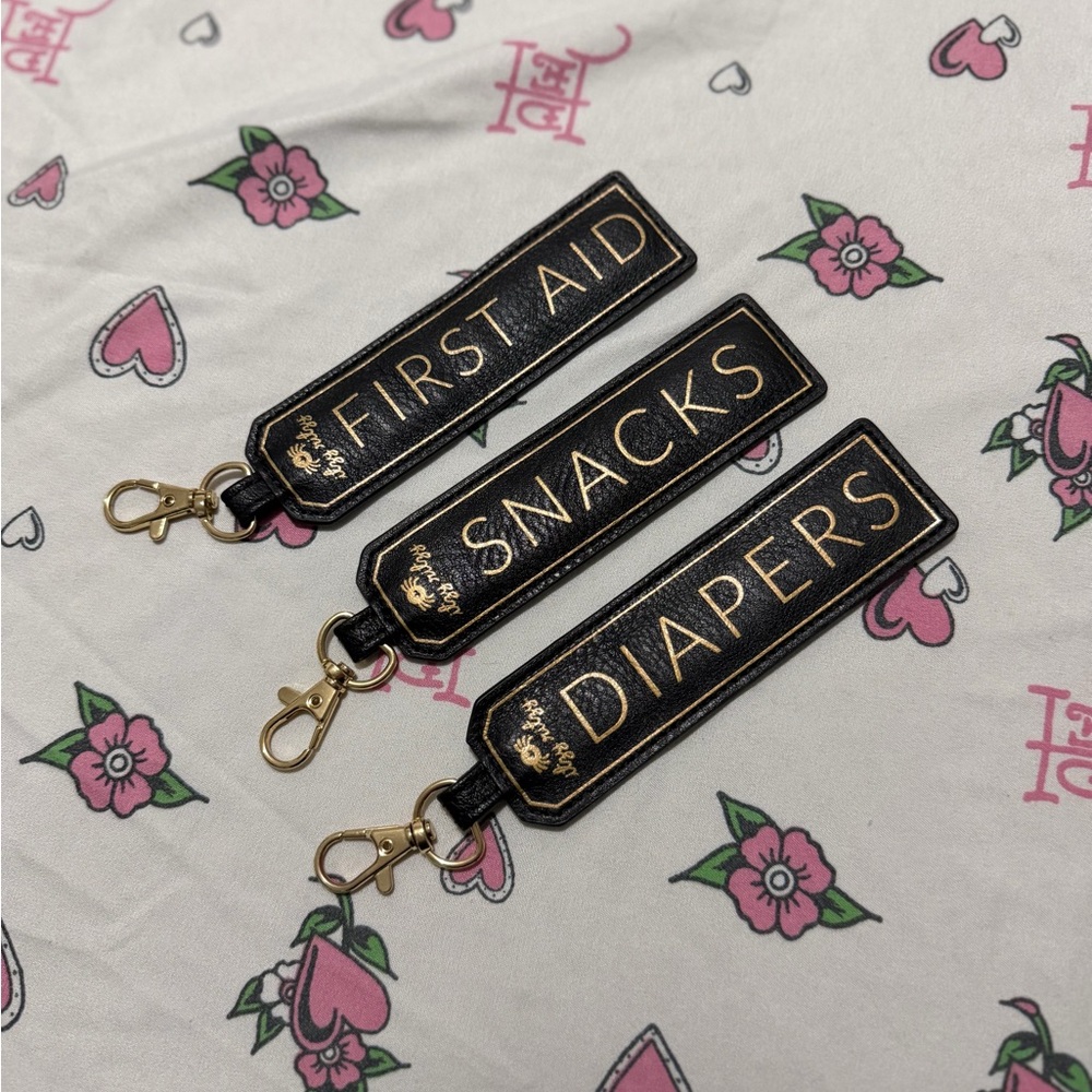 Itzy Ritzy Black Kids Organizer Keychains - First Aid Snacks Diapers